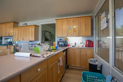 1566 Heather, Riverside, CA 92504 - Photo 25