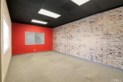 2100 S Fairview Street, Santa Ana, CA 92704 - Photo 7