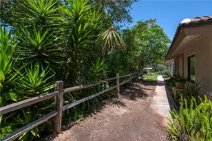 5242 Despacio, Laguna Woods, CA 92637 - Photo 35