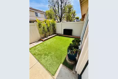 8313 E Arrowhead Way, Anaheim, CA 92808 - Photo 3