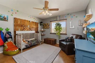34407 Fairview Dr, Yucaipa, CA 92399 - Photo 19