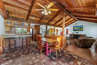 34407 Fairview Dr, Yucaipa, CA 92399 - Photo 11