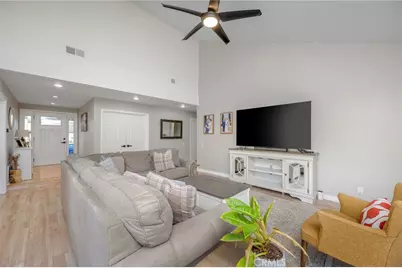 24482 Ferrocarril, Mission Viejo, CA 92691 - Photo 5
