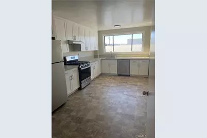 2393 Spring, Redwood City, CA 94063 - Photo 5