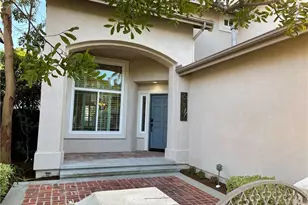 10 Tizmin, Lake Forest, CA 92610 - Photo 3