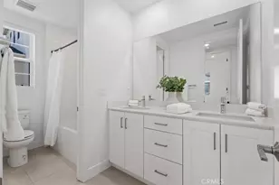 121 Bosal, Irvine, CA 92618 - Photo 25