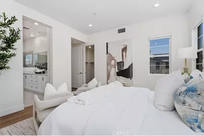 121 Bosal, Irvine, CA 92618 - Photo 17