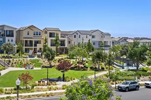 121 Bosal, Irvine, CA 92618 - Photo 33