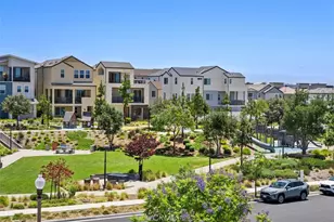 121 Bosal, Irvine, CA 92618 - Photo 33