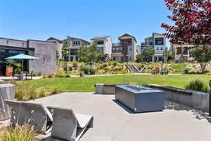 121 Bosal, Irvine, CA 92618 - Photo 37