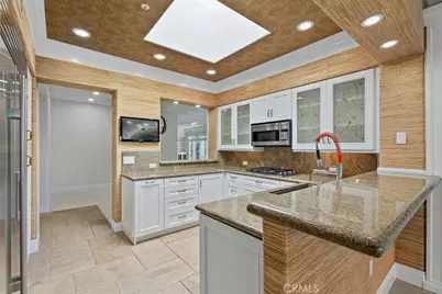 2600 Newport, Newport Beach, CA 92663 - Photo 11