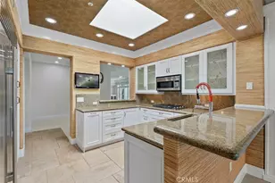 2600 Newport, Newport Beach, CA 92663 - Photo 11