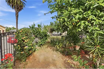 440 W Cherry, Compton, CA 90222 - Photo 3