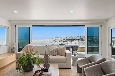 1554 E Oceanfront, Newport Beach, CA 92661 - Photo 17