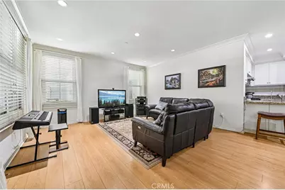 95 Mayfair, Irvine, CA 92620 - Photo 3