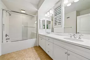 95 Mayfair, Irvine, CA 92620 - Photo 9