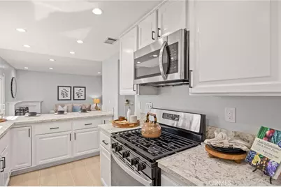 15 Bluecoat, Irvine, CA 92620 - Photo 9
