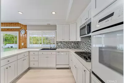 25352 Hugo Road, Laguna Niguel, CA 92677 - Photo 17