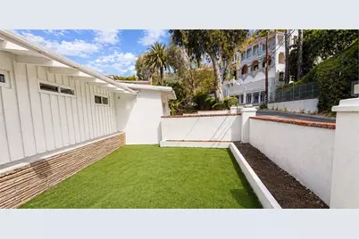8428 Hollywood, West Hollywood, CA 90069 - Photo 27