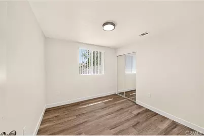 924 W 75th Street, Los Angeles, CA 90044 - Photo 23