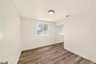 924 W 75th St, Los Angeles, CA 90044 - Photo 23