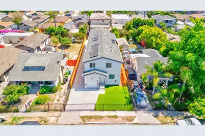 924 W 75th Street, Los Angeles, CA 90044 - Photo 1