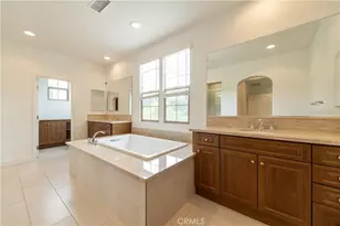 105 Tomato, Irvine, CA 92618 - Photo 27