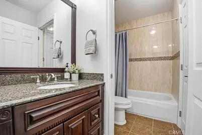 101 W Riverdale #9, Orange, CA 92865 - Photo 19