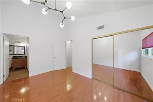 1554 N Hobart, Los Angeles, CA 90027 - Photo 23