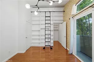 1554 N Hobart, Los Angeles, CA 90027 - Photo 21