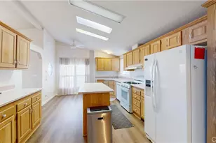 9850 Garfield Ave, Huntington Beach, CA 92646 - Photo 3