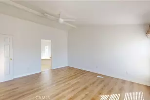 9850 Garfield Ave, Huntington Beach, CA 92646 - Photo 17