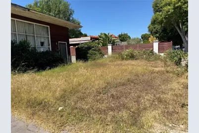 17316 Los Alimos, Granada Hills, CA 91344 - Photo 3