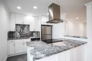 21662 Brookhurst, Huntington Beach, CA 92646 - Photo 9