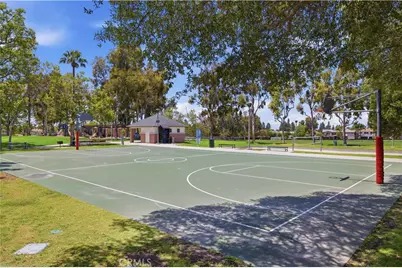 8 N Bayleaf, Irvine, CA 92620 - Photo 67