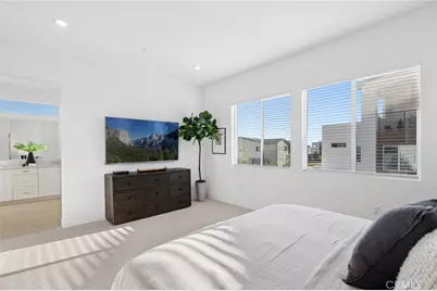 241 Proctor, Irvine, CA 92618 - Photo 17