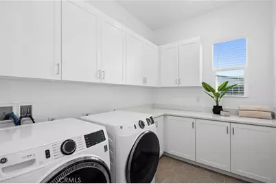 241 Proctor, Irvine, CA 92618 - Photo 23