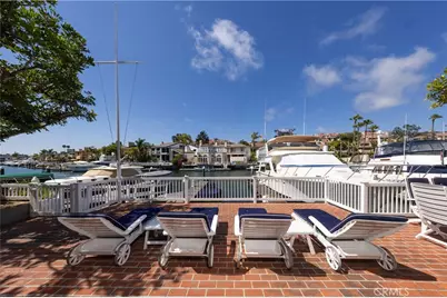 736 Harbor Island Drive, Newport Beach, CA 92660 - Photo 19