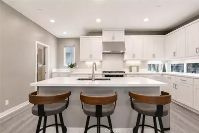 253 Waypoint, Tustin, CA 92782 - Photo 17
