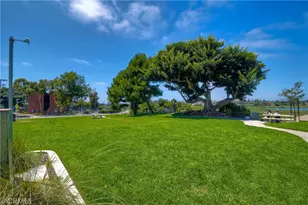 543 Laguna Dr, Carlsbad, CA 92008 - Photo 33