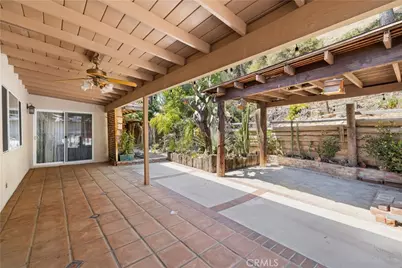 11246 Denivelle, Tujunga, CA 91042 - Photo 9