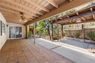 11246 Denivelle, Tujunga, CA 91042 - Photo 9