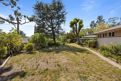 11246 Denivelle, Tujunga, CA 91042 - Photo 5