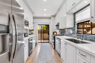 2542 W Macarthur Boulevard #G, Santa Ana, CA 92704 - Photo 7