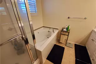 114 Chantilly, Irvine, CA 92620 - Photo 11
