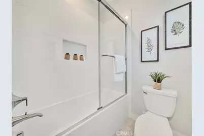 200 Chorus, Irvine, CA 92618 - Photo 27