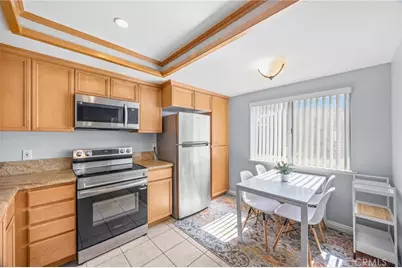 1554 Border #B, Corona, CA 92882 - Photo 9