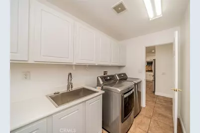 8274 Fern Grove Circle, Riverside, CA 92508 - Photo 9