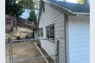 31144 All View, Running Springs, CA 92382 - Photo 21