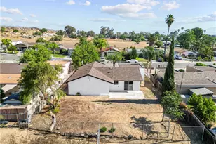 527 W 10th, Perris, CA 92570 - Photo 61
